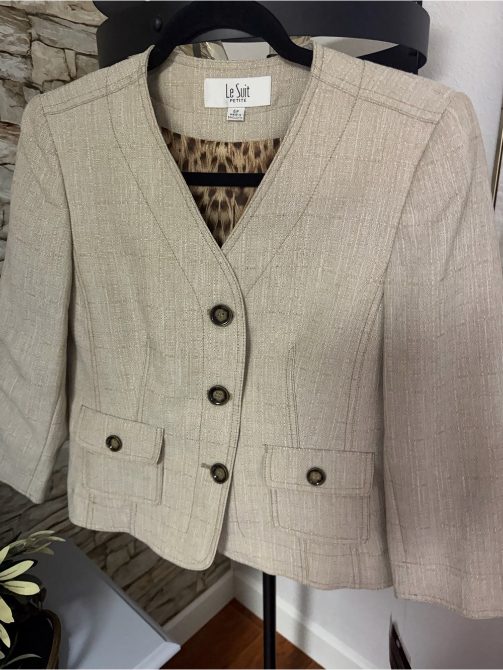 Le Suit Petite Neutral Cream Textured Button Blazer